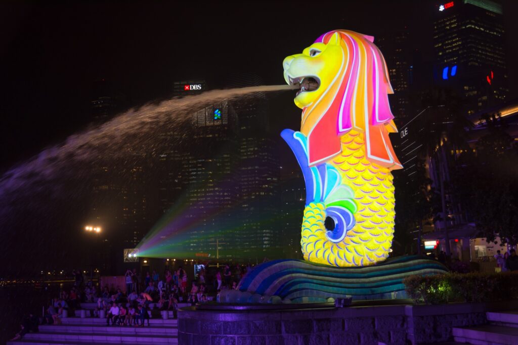 singapore-s-merlion-at-night51ccd9-1024×683