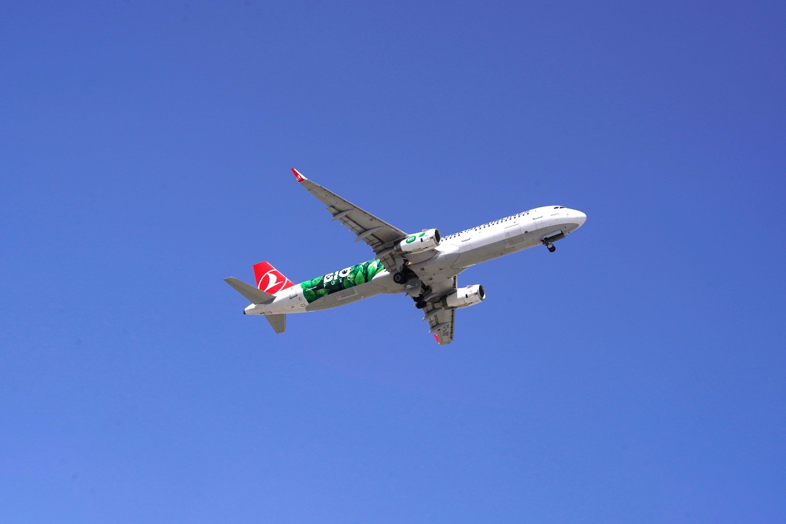 Turkish Airlines introduces sustainability-themed aircraft, operates its first flight to Stockholm