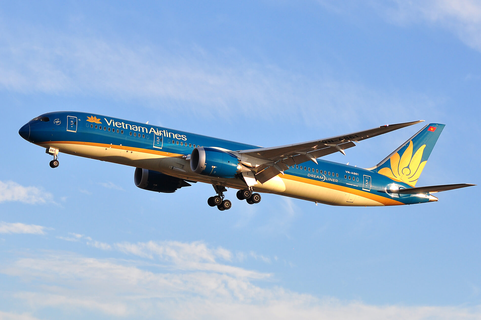 Vietnam Airlines launches non-stop flights to New Delhi