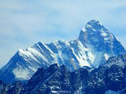 HC bans tourism & trekking in 30 peaks of Uttarakhand