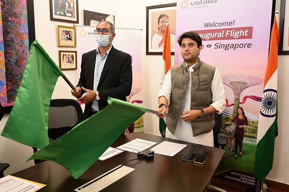 Scindia flags off Vistara’s Pune-Singapore direct flight