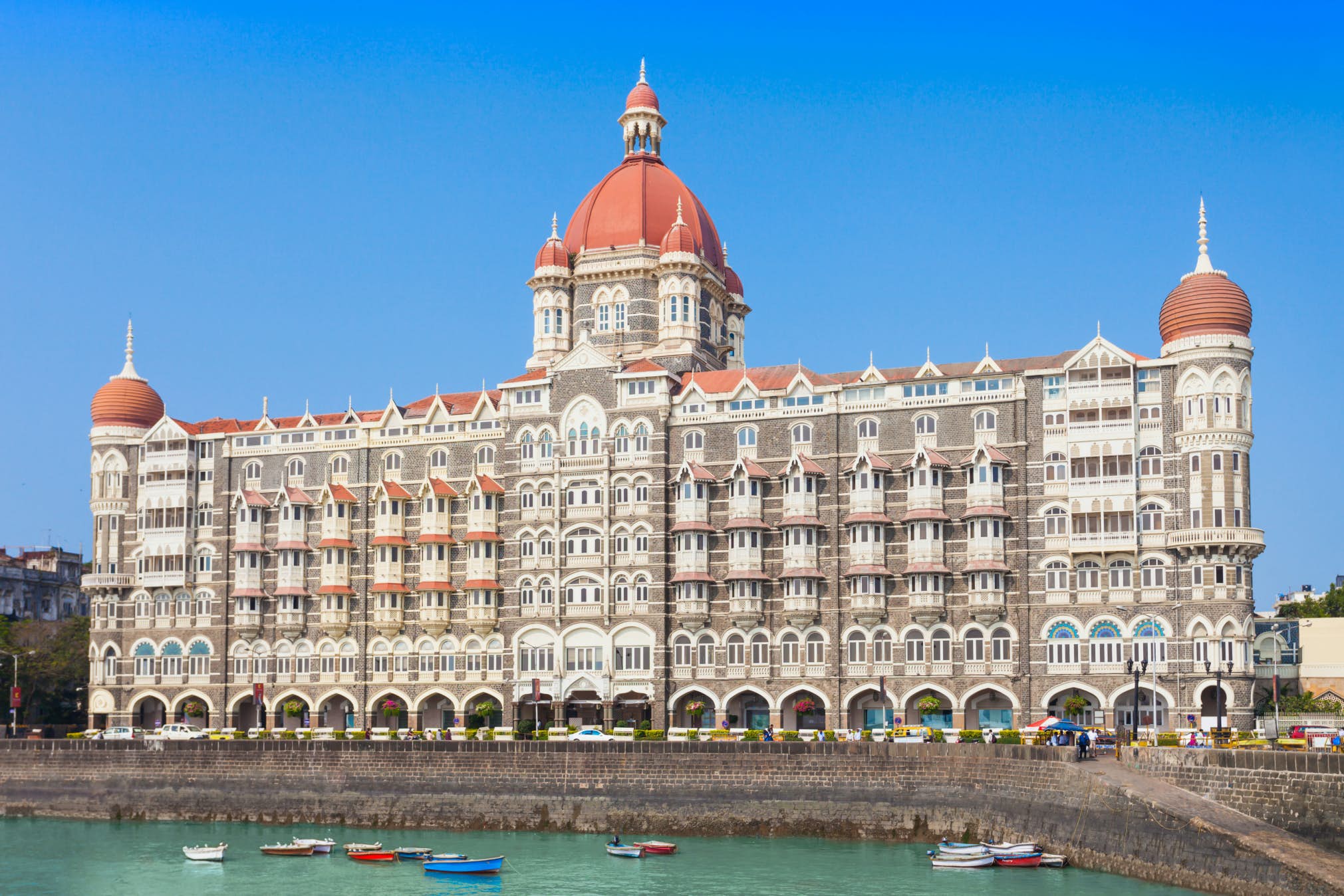 The Iconic Taj Mahal Palace in Mumbai goes 100% Green