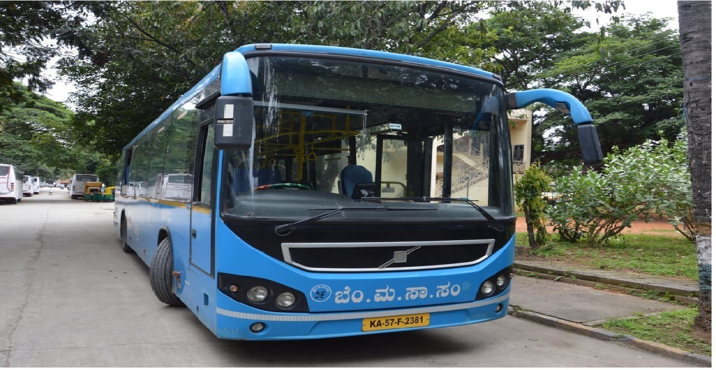 10 Million People Choose Bus Travel for 77th Independence Day : AbhiBus data