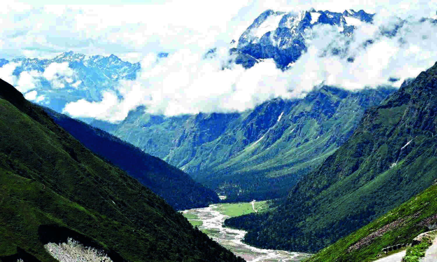 North Sikkim’s Lachung-Yumthang axis to reopen for tourists