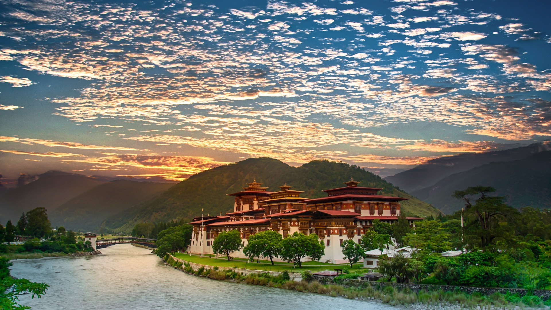 Thomas Cook and SOTC unveil exclusive charter flights for Bhutan