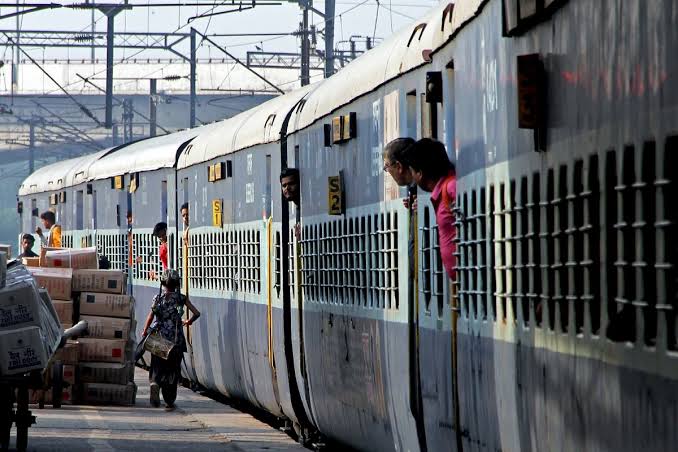 Nagpur-Pune superfast Summer train now runs more frequently