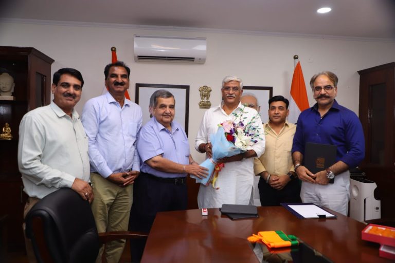 IATO Delegation meets the new Tourism Minister of India