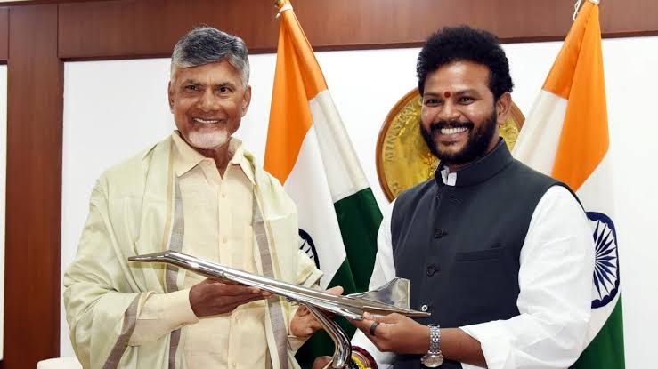 Andhra Pradesh CM N. Chandrababu Naidu Meets Union Civil Aviation Minister K. Rammohan Naidu in New Delhi