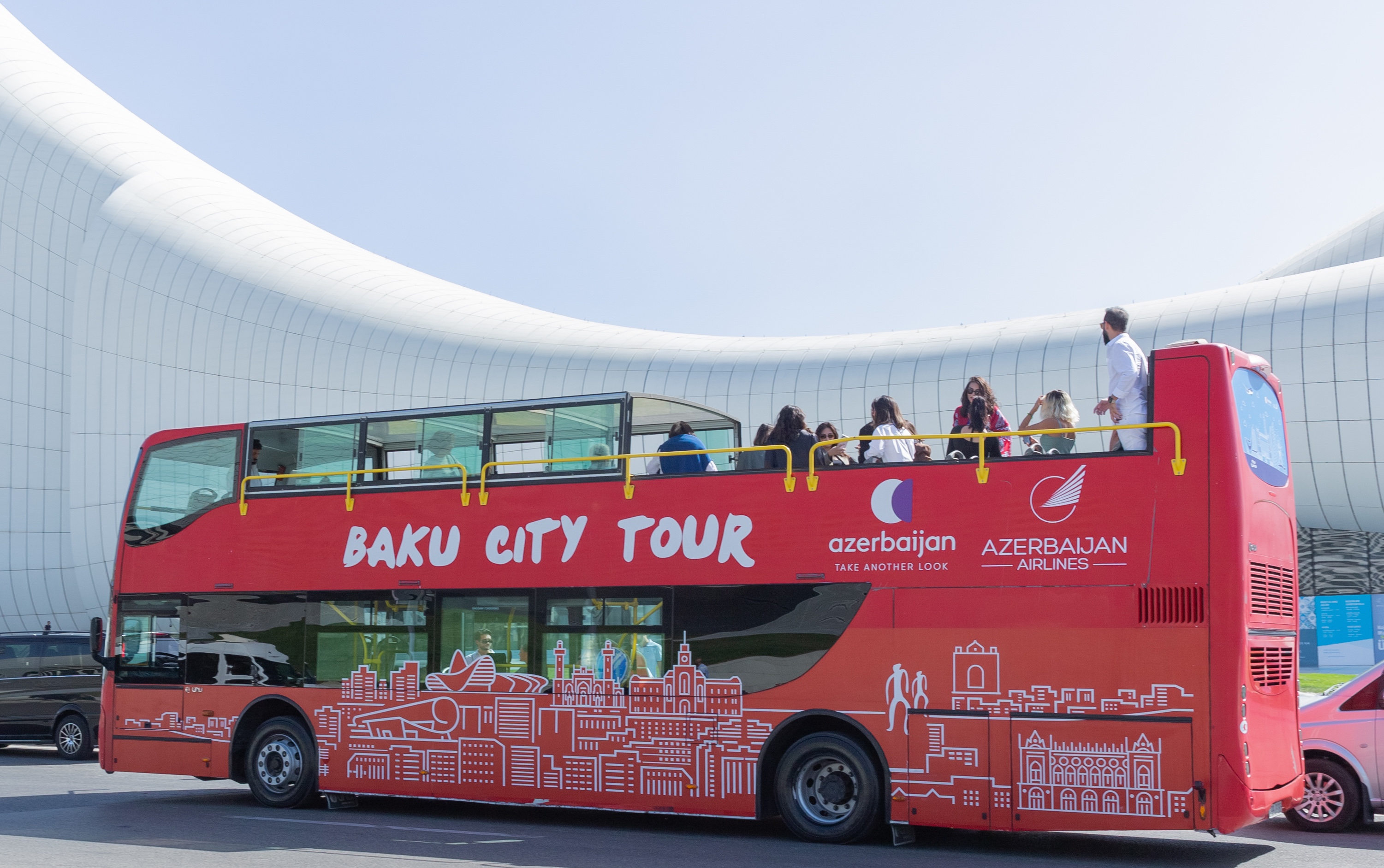 Azerbaijan Tourism, AZAL unveil exclusive Baku City Tour bus offers