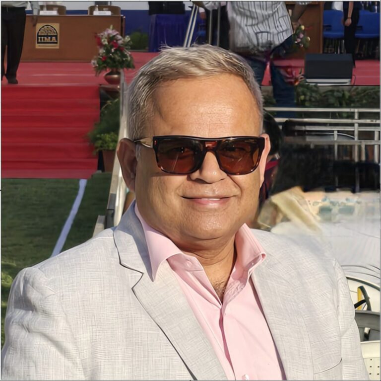 Anurag Yadav is an expert on travel.