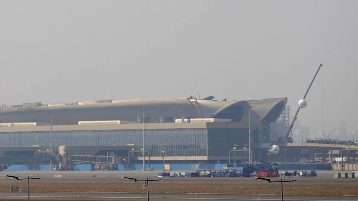 Airlines divided over Navi Mumbai Airport shift